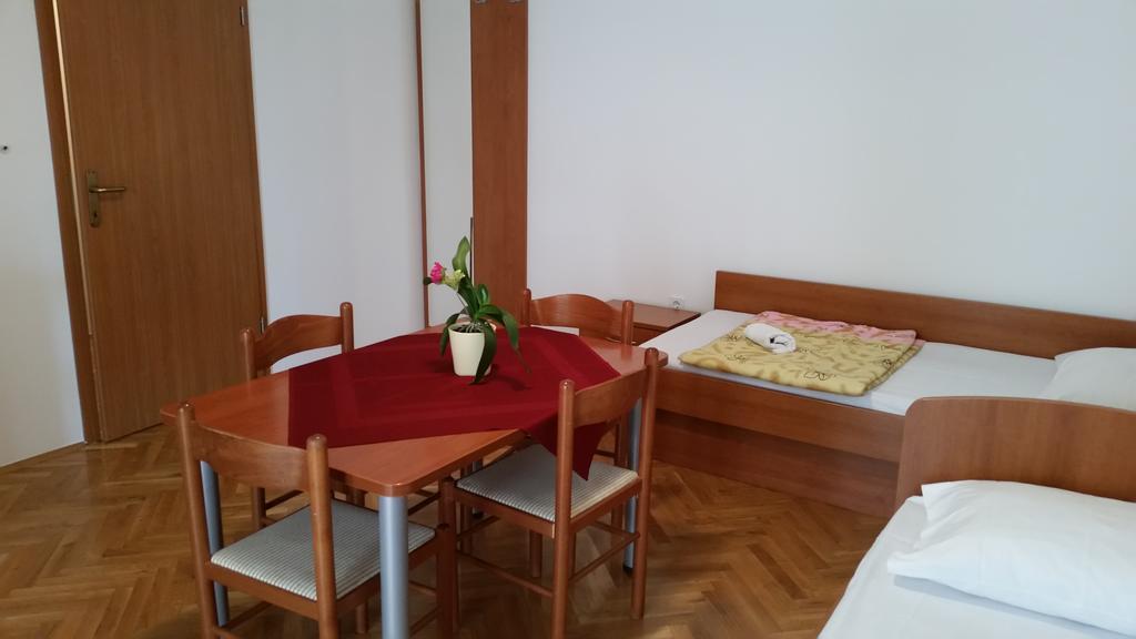 Apartments Marija Novalja Zewnętrze zdjęcie