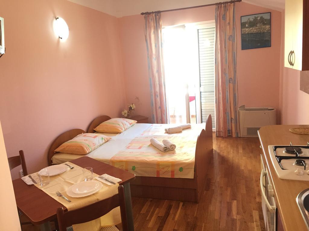 Apartments Marija Novalja Zewnętrze zdjęcie